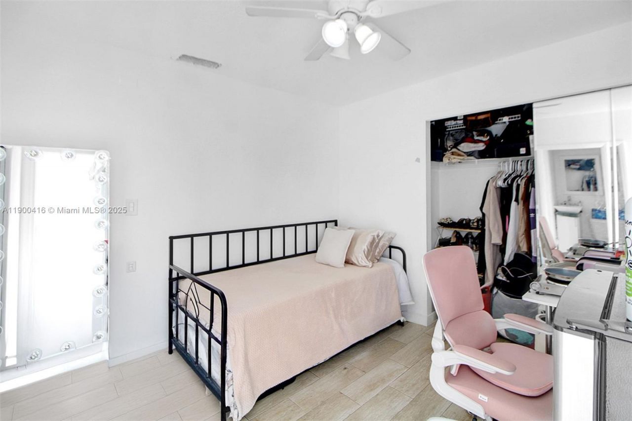 14880 SW 56th Ter, Miami, FL 33193 Photo