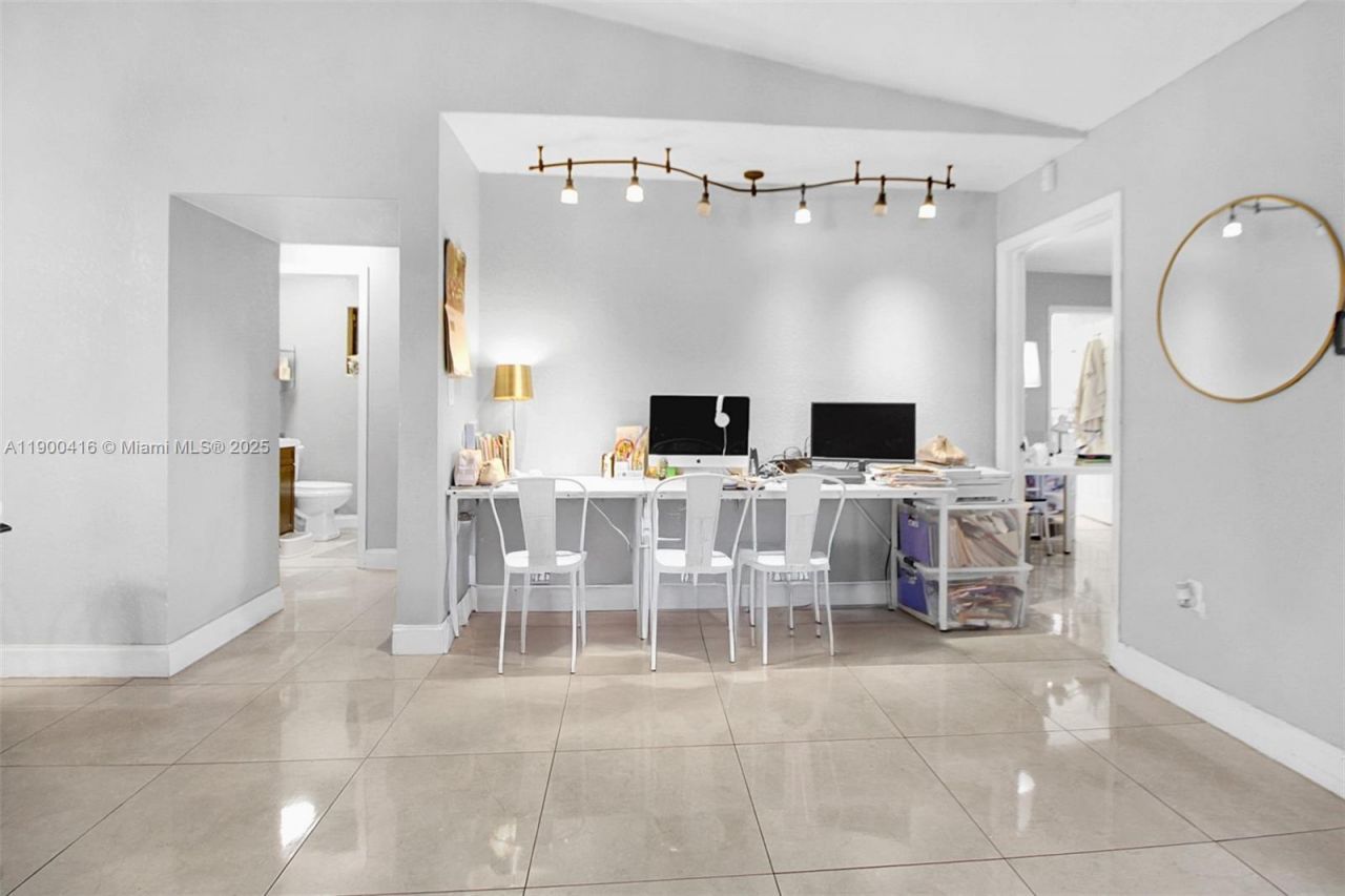 14880 SW 56th Ter, Miami, FL 33193 Photo