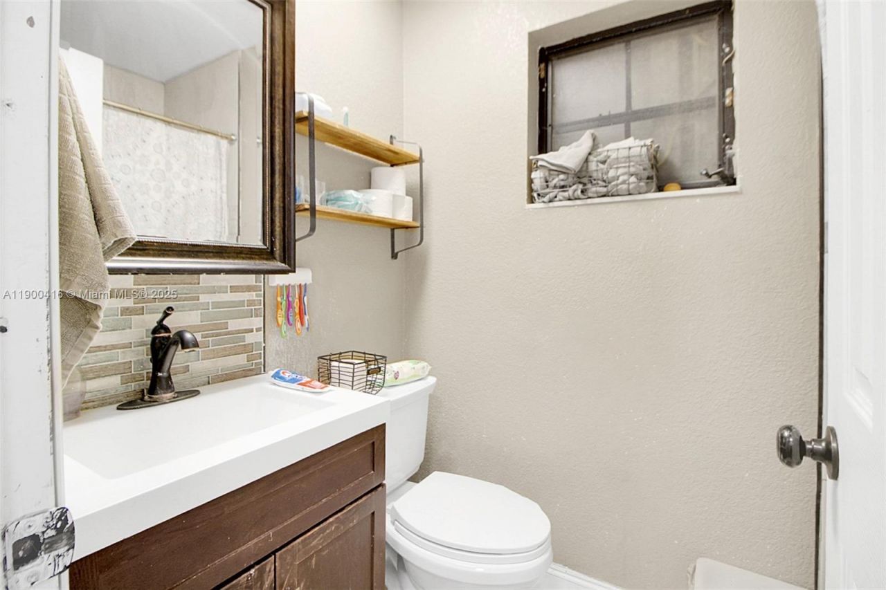 14880 SW 56th Ter, Miami, FL 33193 Photo