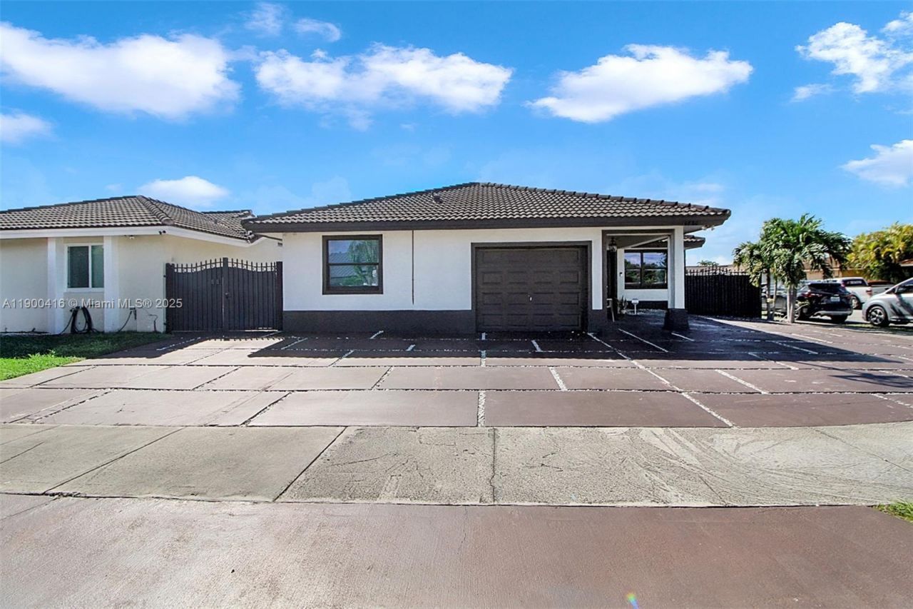 14880 SW 56th Ter, Miami, FL 33193 Photo