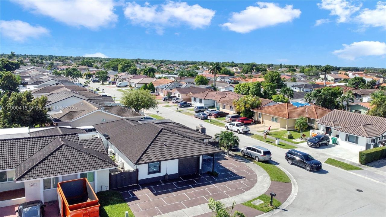 14880 SW 56th Ter, Miami, FL 33193 Photo