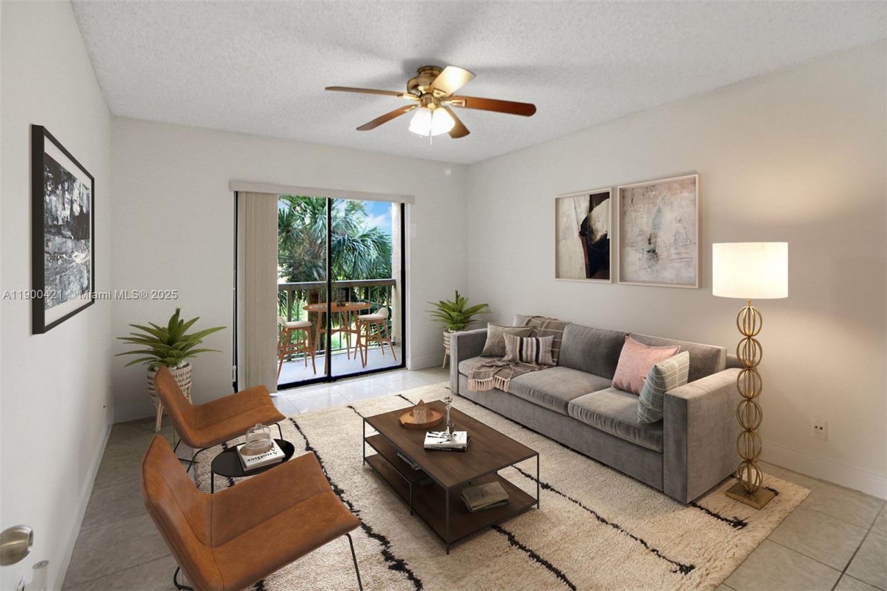 8160 Geneva Ct, Unit 314, Doral, FL 33166 Photo