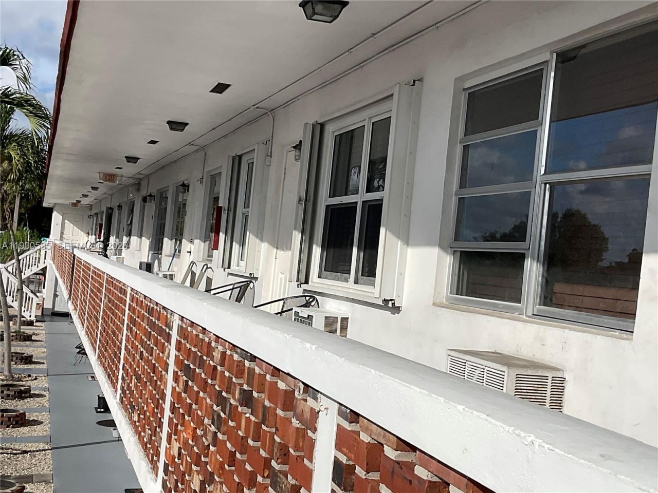 22 SE 3rd Ter, Unit 18, Dania Beach, FL 33004 Photo