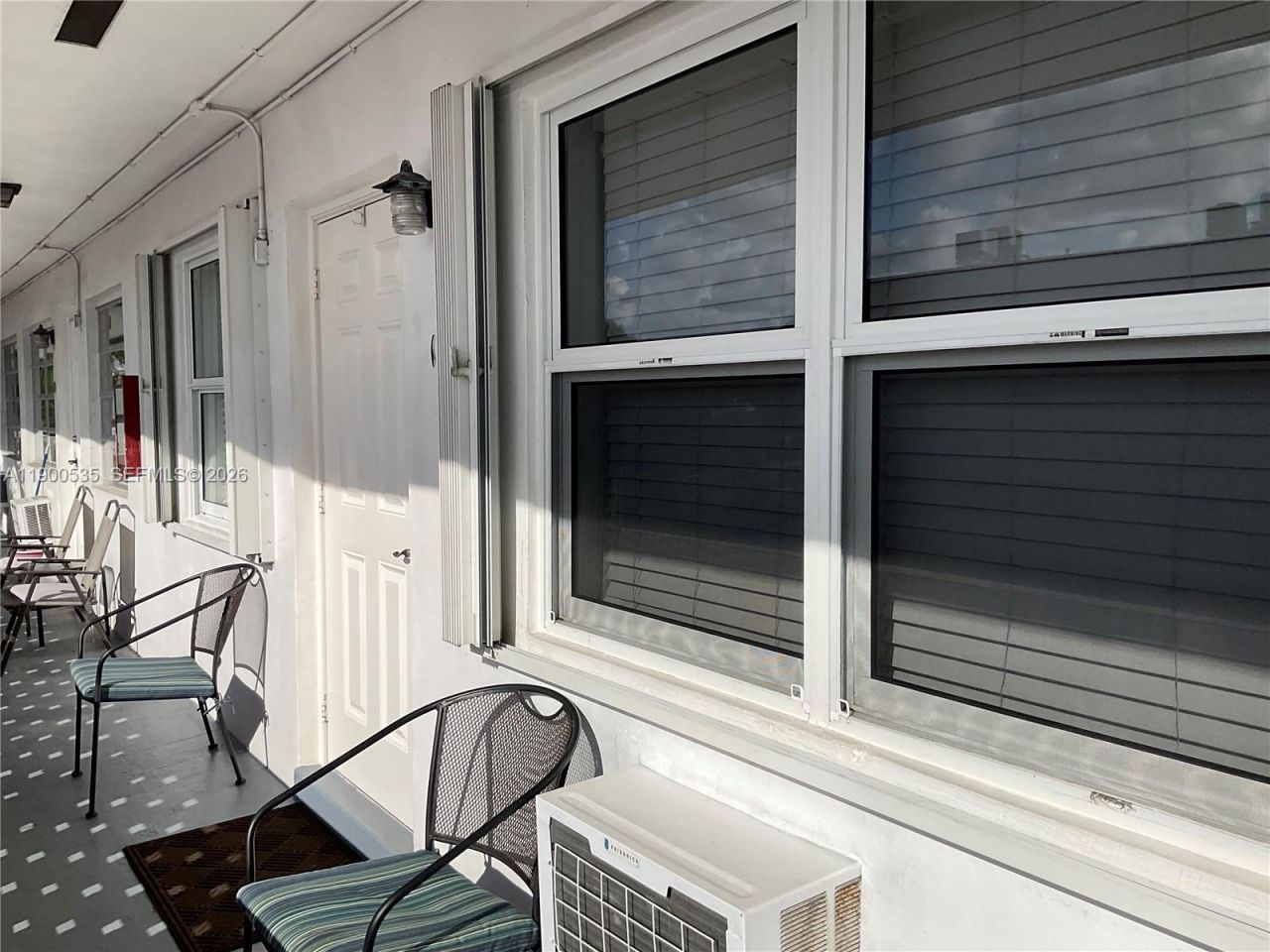 22 SE 3rd Ter, Unit 18, Dania Beach, FL 33004 Photo