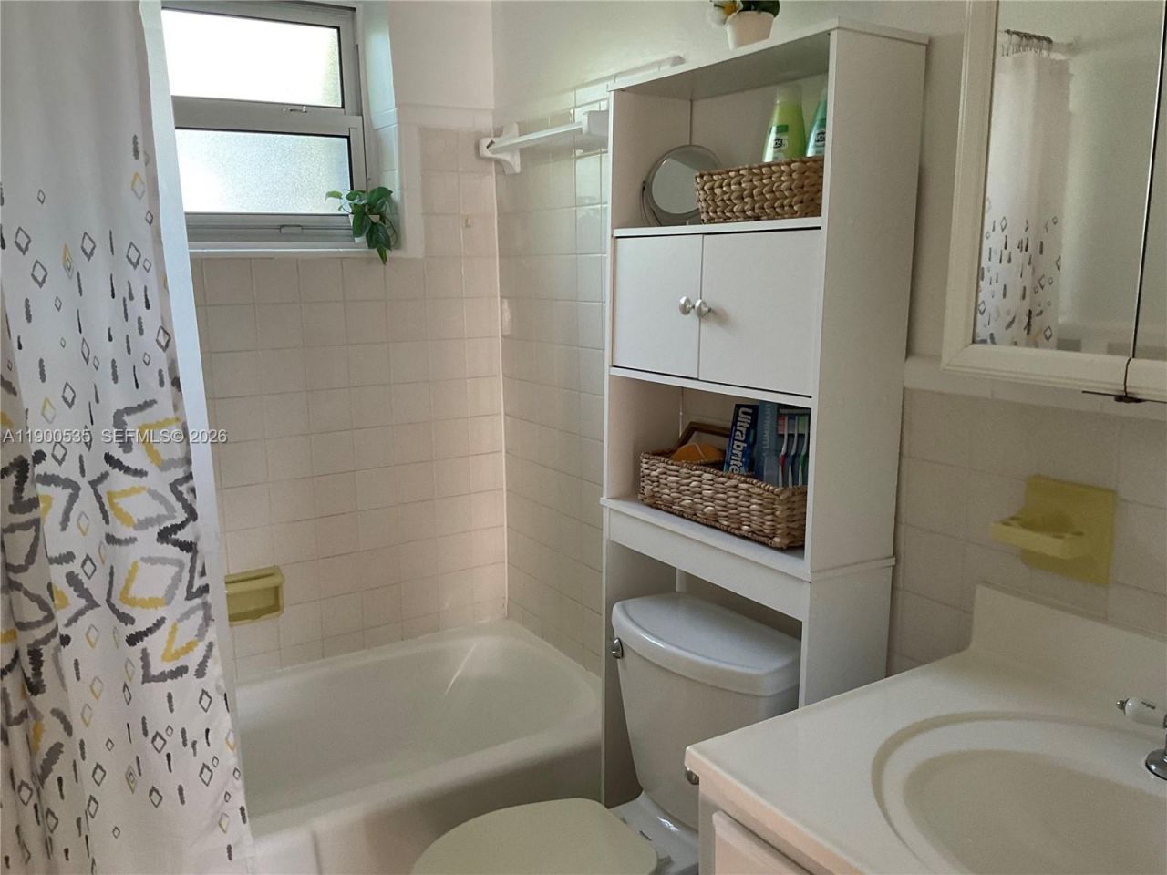 22 SE 3rd Ter, Unit 18, Dania Beach, FL 33004 Photo