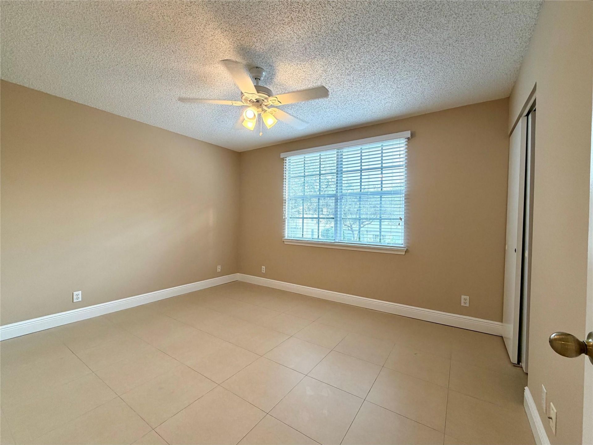 9845 NW 56th Place, Unit 9845, Coral Springs, FL 33076 Photo