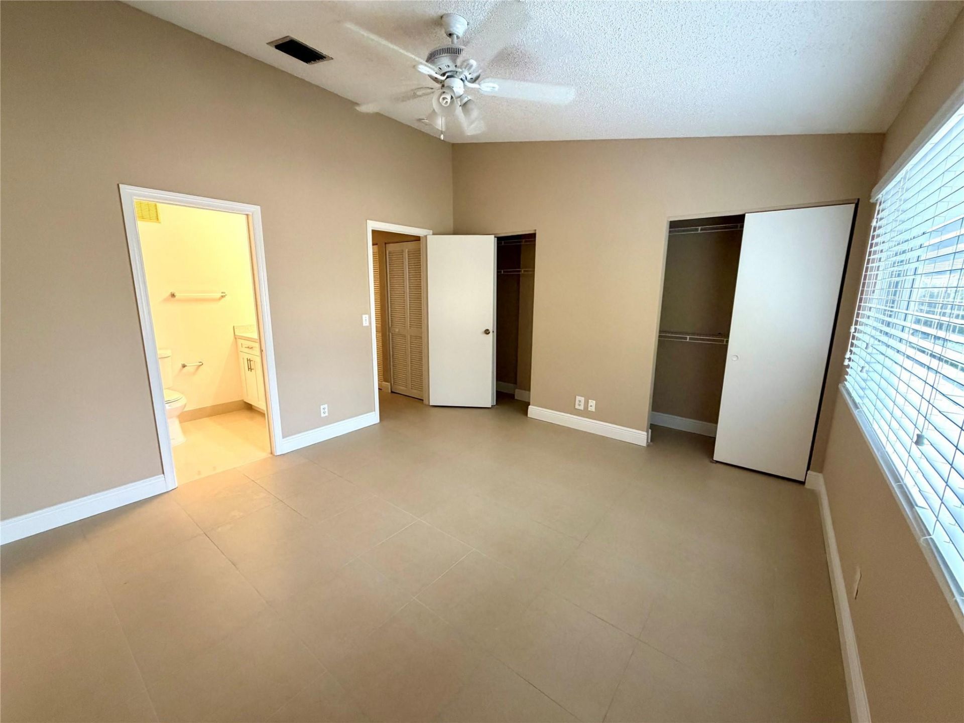 9845 NW 56th Place, Unit 9845, Coral Springs, FL 33076 Photo