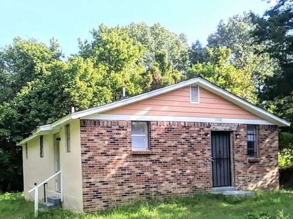 1008 WALK RD, Memphis, TN 38109