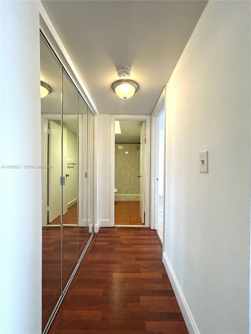 6005 Del Lago Cir, Unit 210, Sunrise, FL 33313 Photo