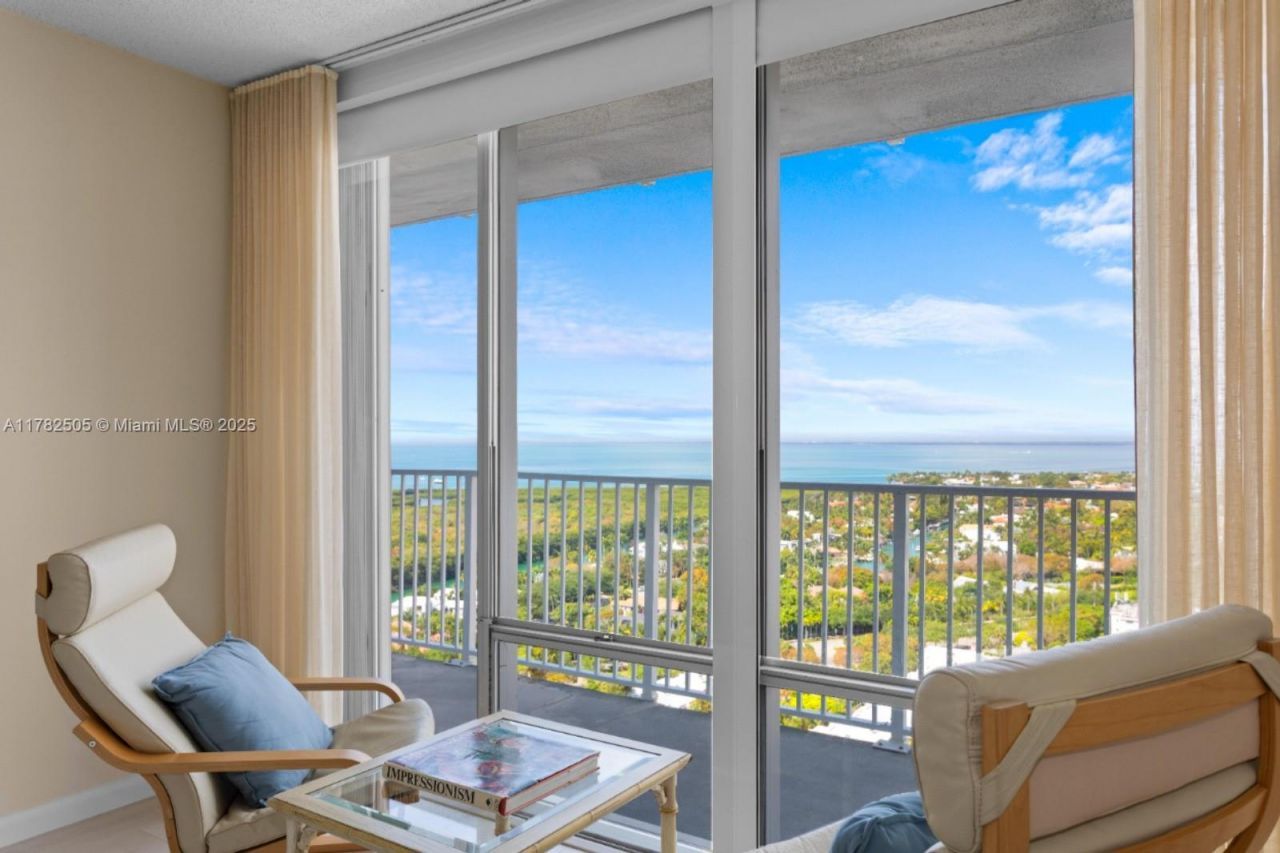 881 Ocean Dr, Unit 24C, Key Biscayne, FL 33149 Photo