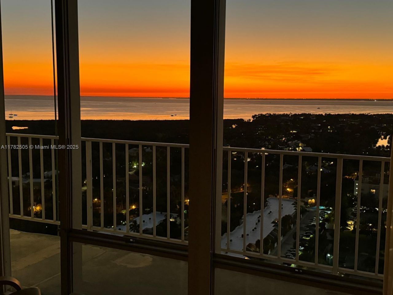 881 Ocean Dr, Unit 24C, Key Biscayne, FL 33149 Photo