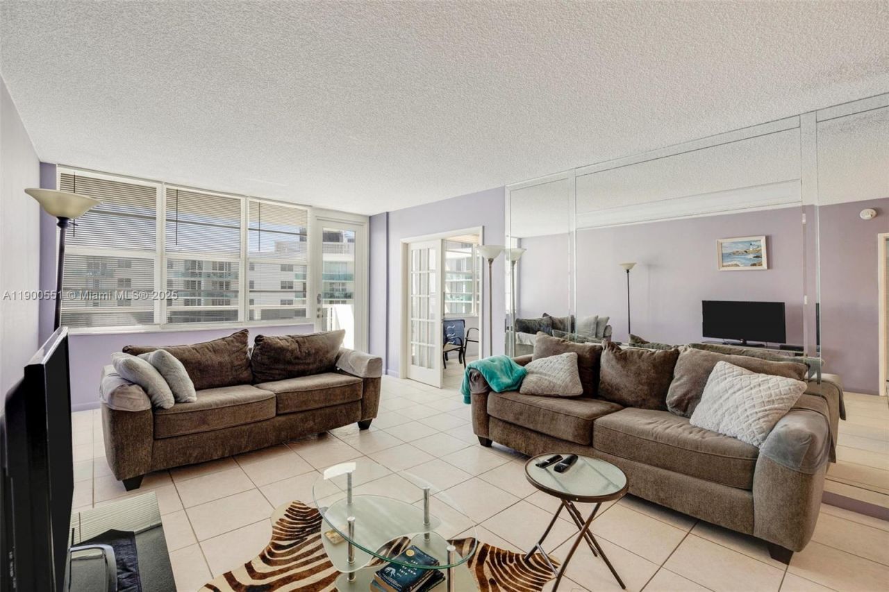 3725 S Ocean Dr, Unit 1516, Hollywood, FL 33019 Photo