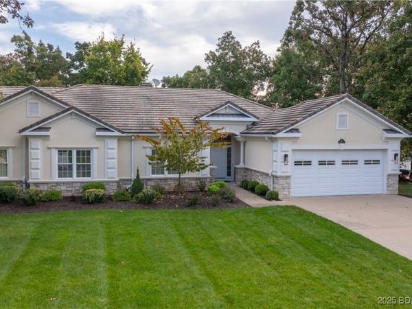 38 Bello Point Lane, Porto Cima, MO 65079