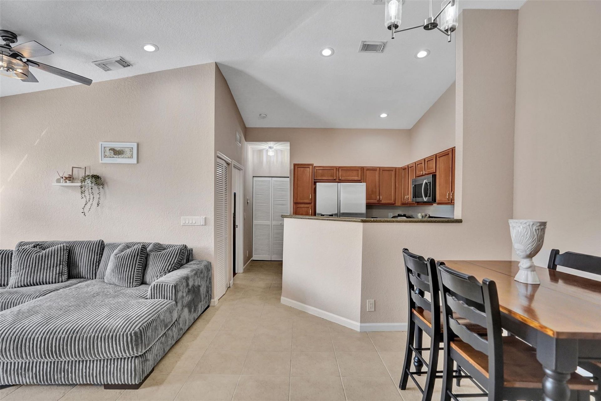 1825 Sonrisa Drive, Riviera Beach, FL 33404 Photo