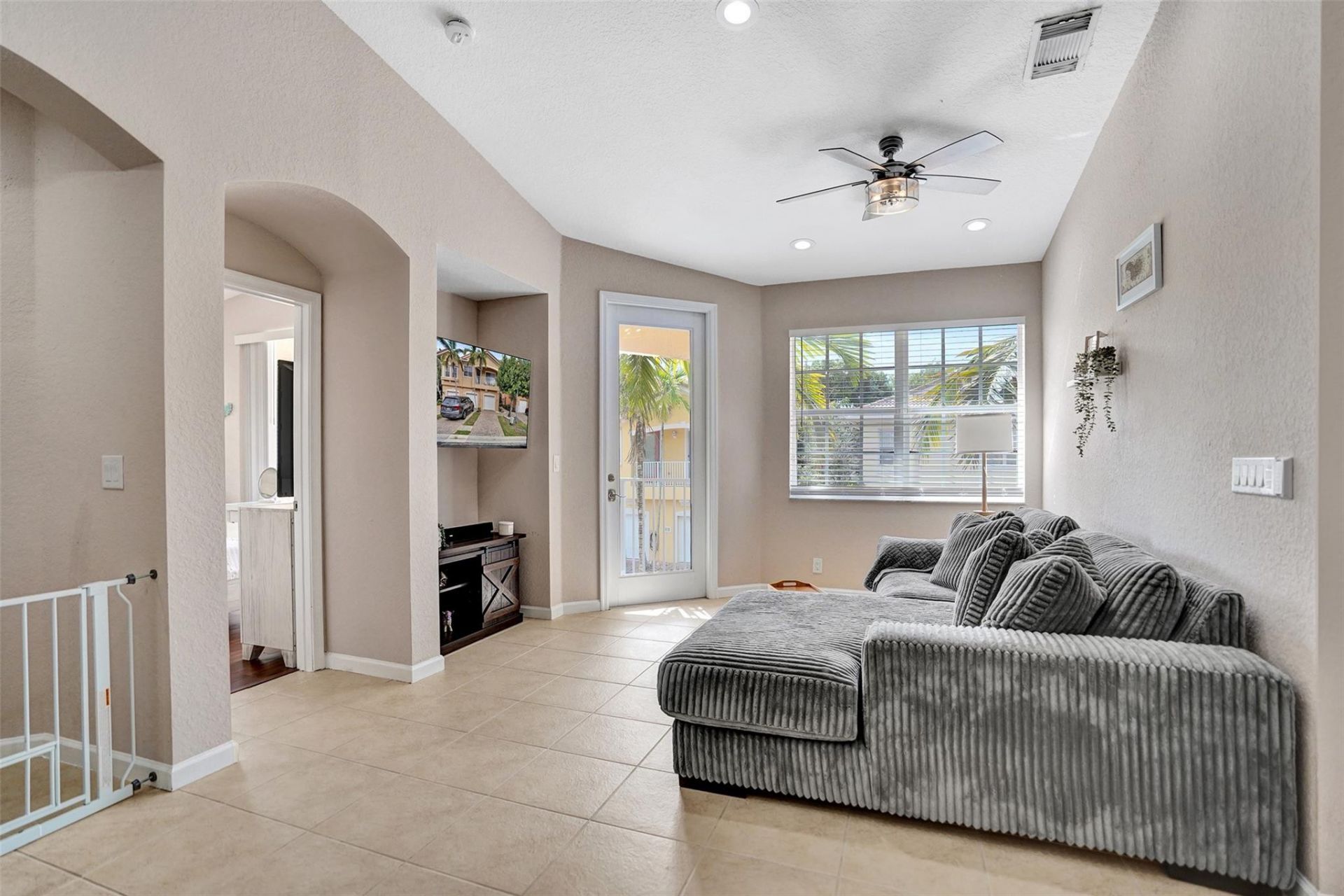 1825 Sonrisa Drive, Riviera Beach, FL 33404 Photo