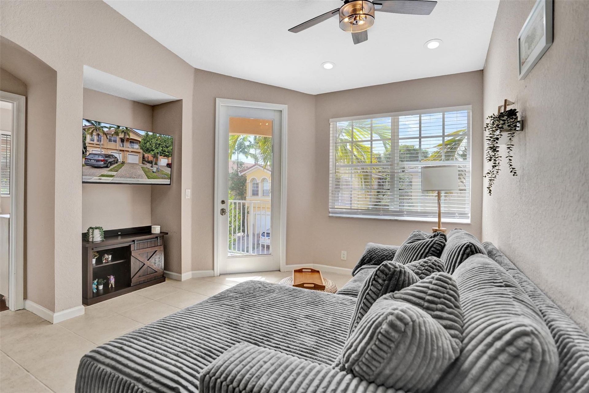 1825 Sonrisa Drive, Riviera Beach, FL 33404 Photo