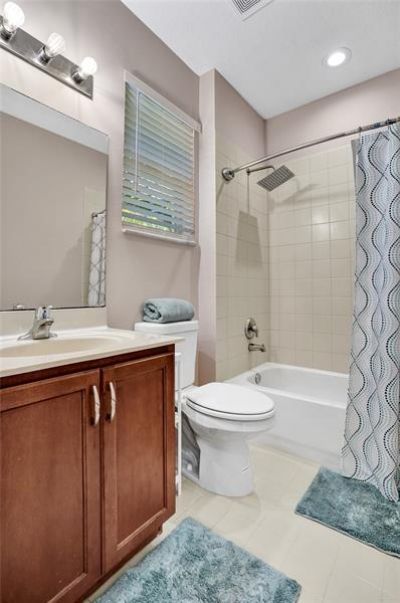 1825 Sonrisa Drive, Riviera Beach, FL 33404 Photo