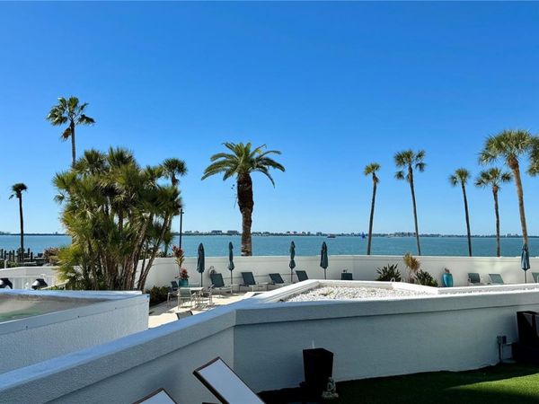 988 BLVD OF THE ARTS, Unit 109, SARASOTA, FL 34236