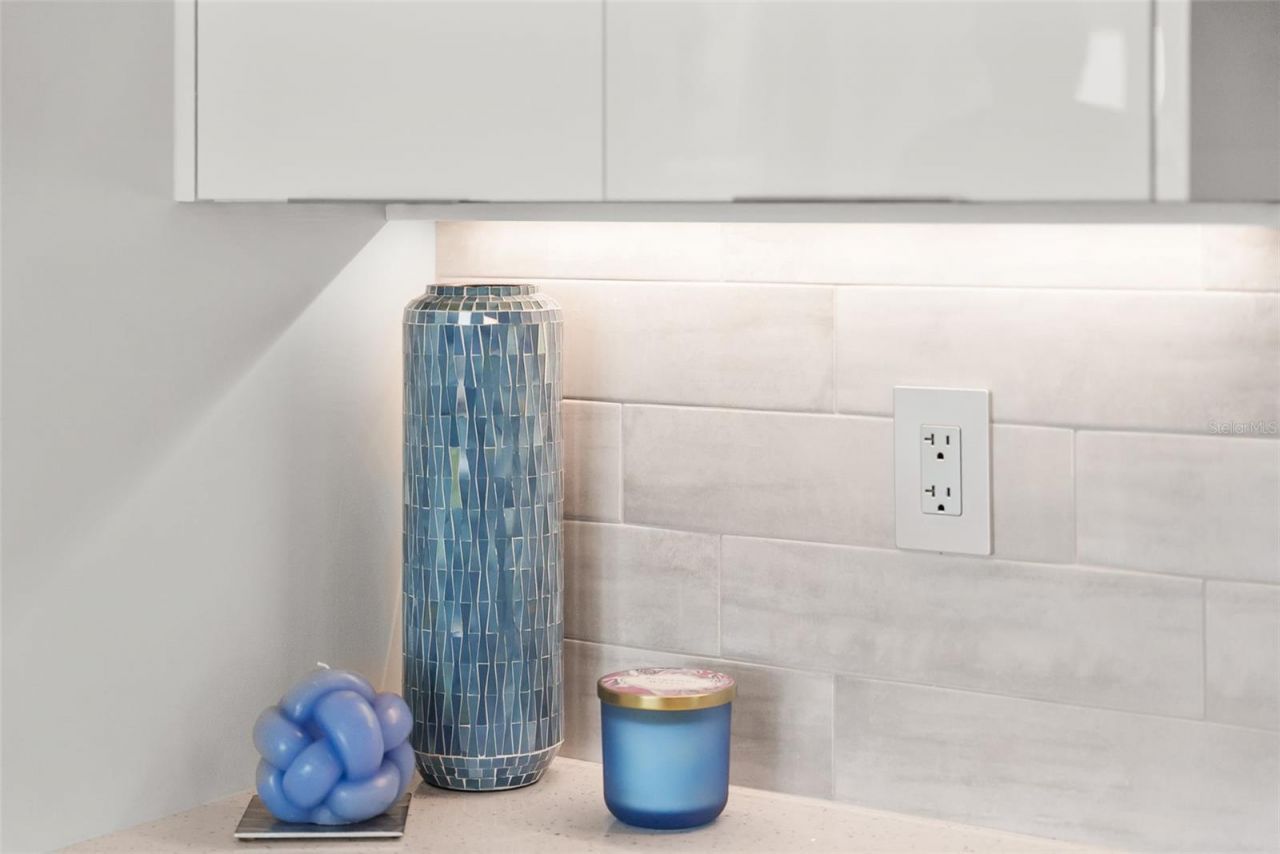 988 Blvd Of The Arts, Unit 109, Sarasota, FL 34236 Photo