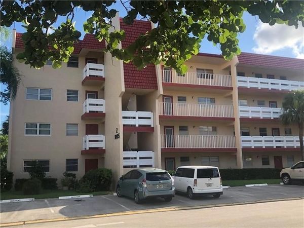 1005 Country Club Drive, Unit 303, Margate, FL 33063