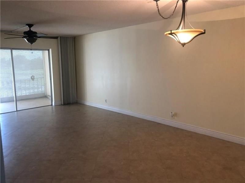 1005 Country Club Drive, Unit 303, Margate, FL 33063 Photo