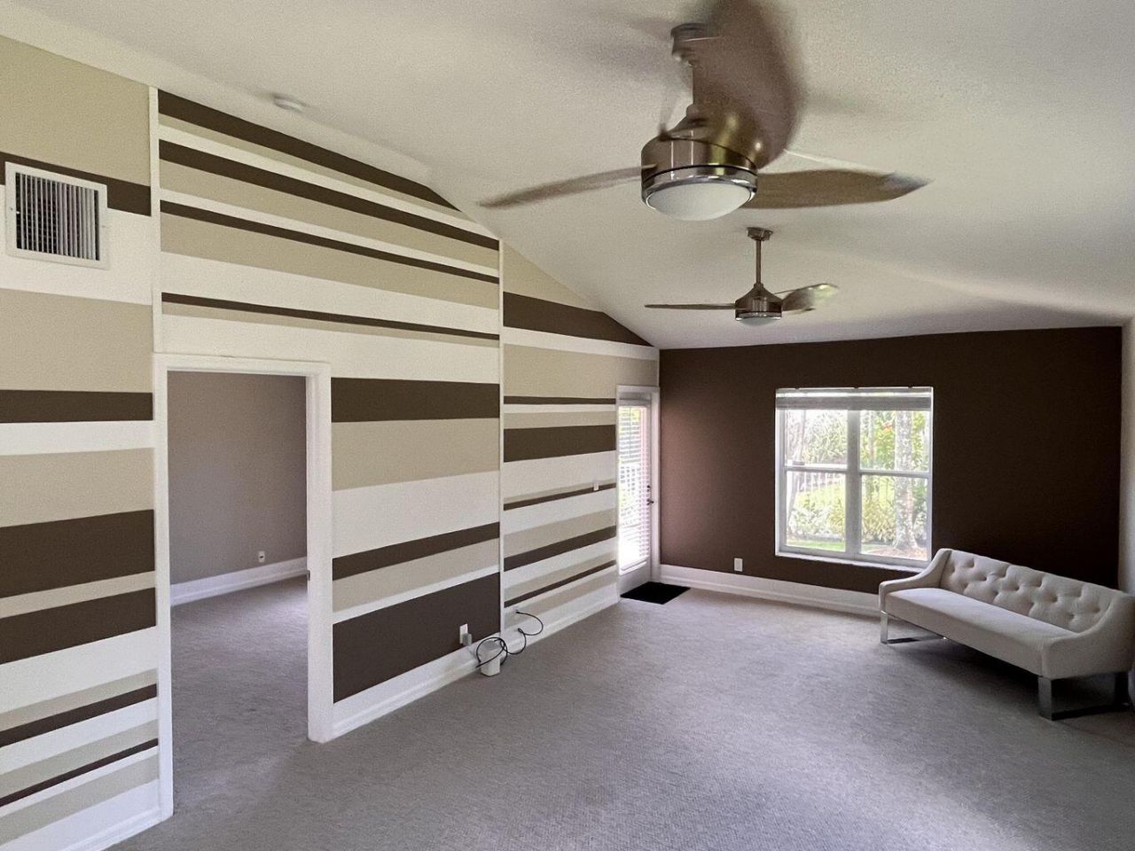 1107 Via Jardin, Riviera Beach, FL 33418 Photo