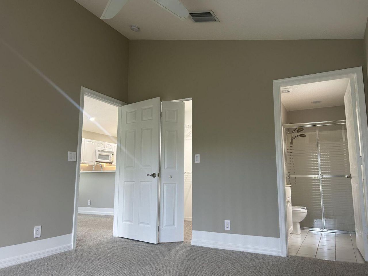 1107 Via Jardin, Riviera Beach, FL 33418 Photo