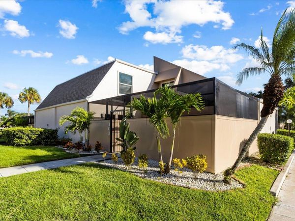 1100 SE Mitchell Avenue, Unit 103, Port Saint Lucie, FL 34952