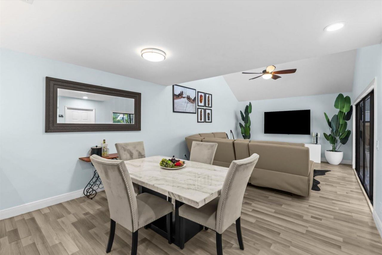 1100 SE Mitchell Avenue, Unit 103, Port Saint Lucie, FL 34952 Photo