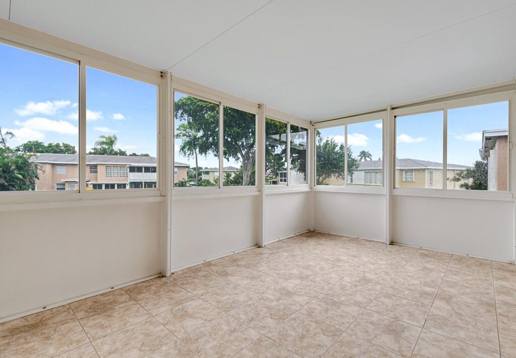 2411 Papaya Drive, Unit 202, Delray Beach, FL 33445 Photo