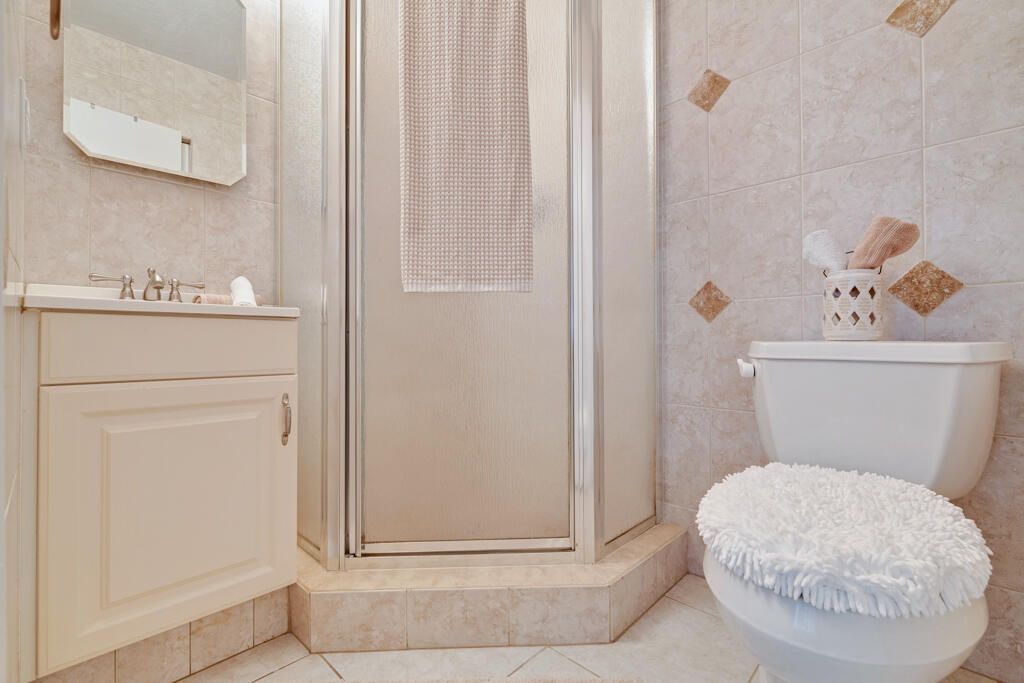 2411 Papaya Drive, Unit 202, Delray Beach, FL 33445 Photo