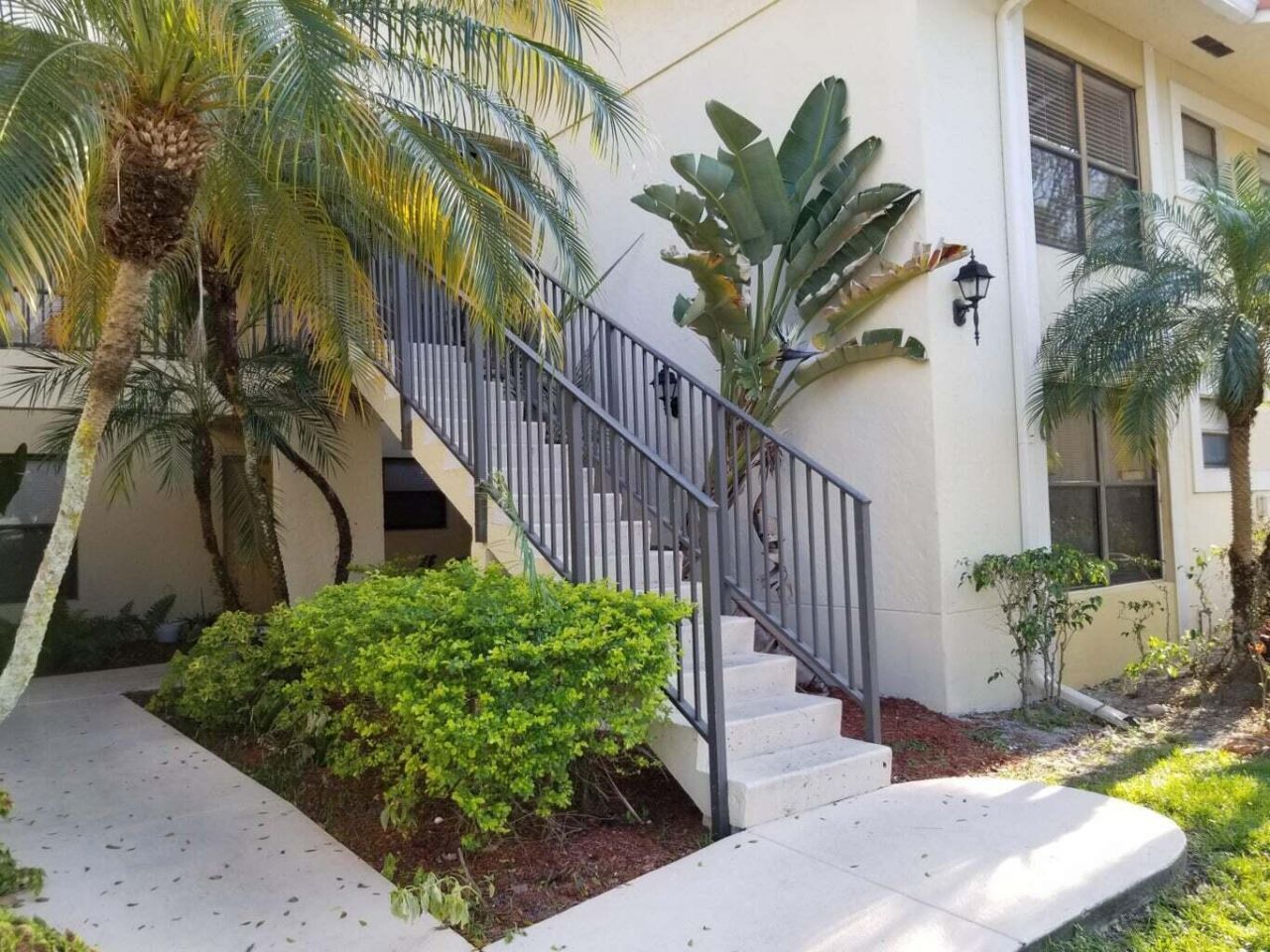 1561 Balfour Point Drive, Unit H, West Palm Beach, FL 33411 Photo
