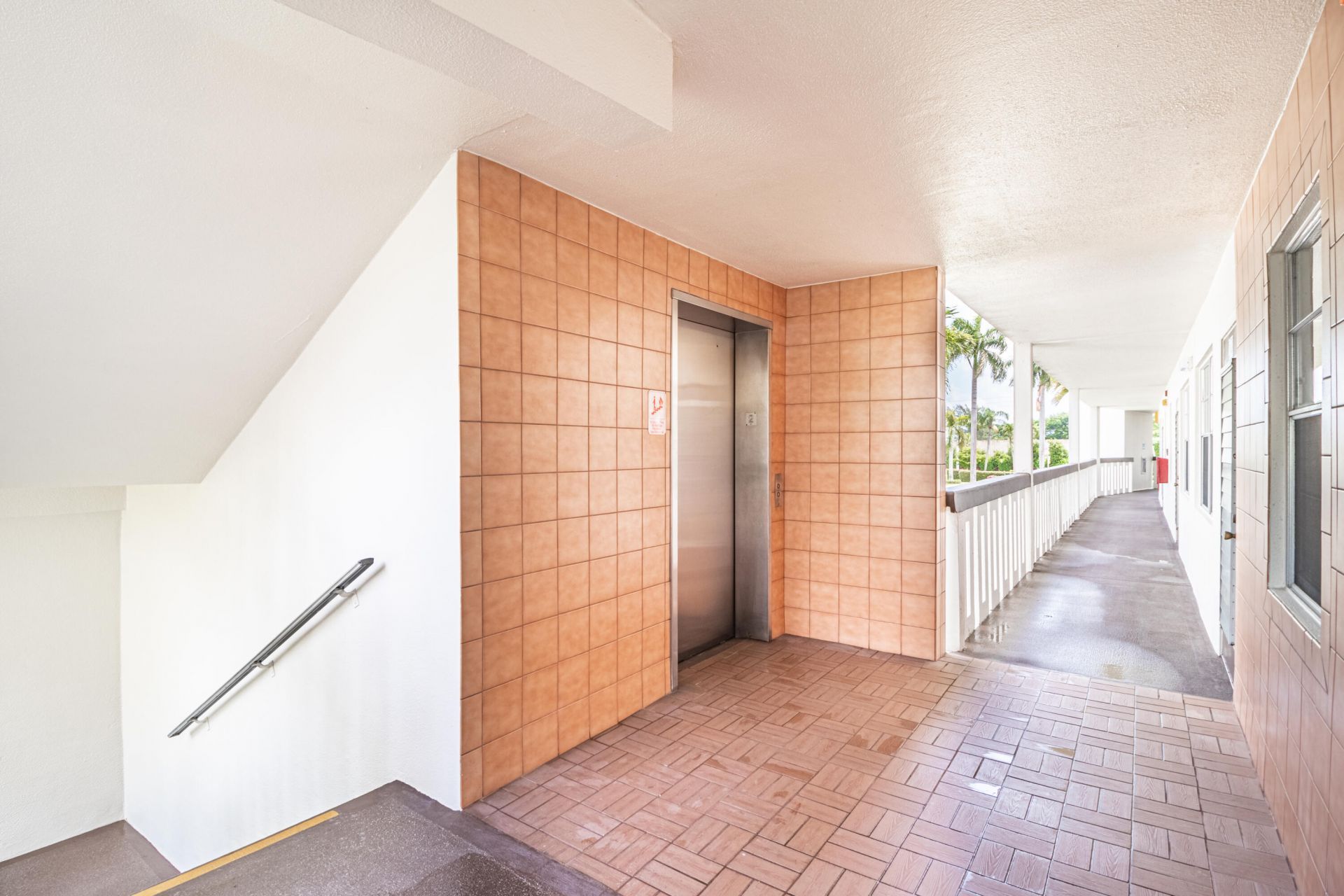 2044 Hythe C, Boca Raton, FL 33434 Photo