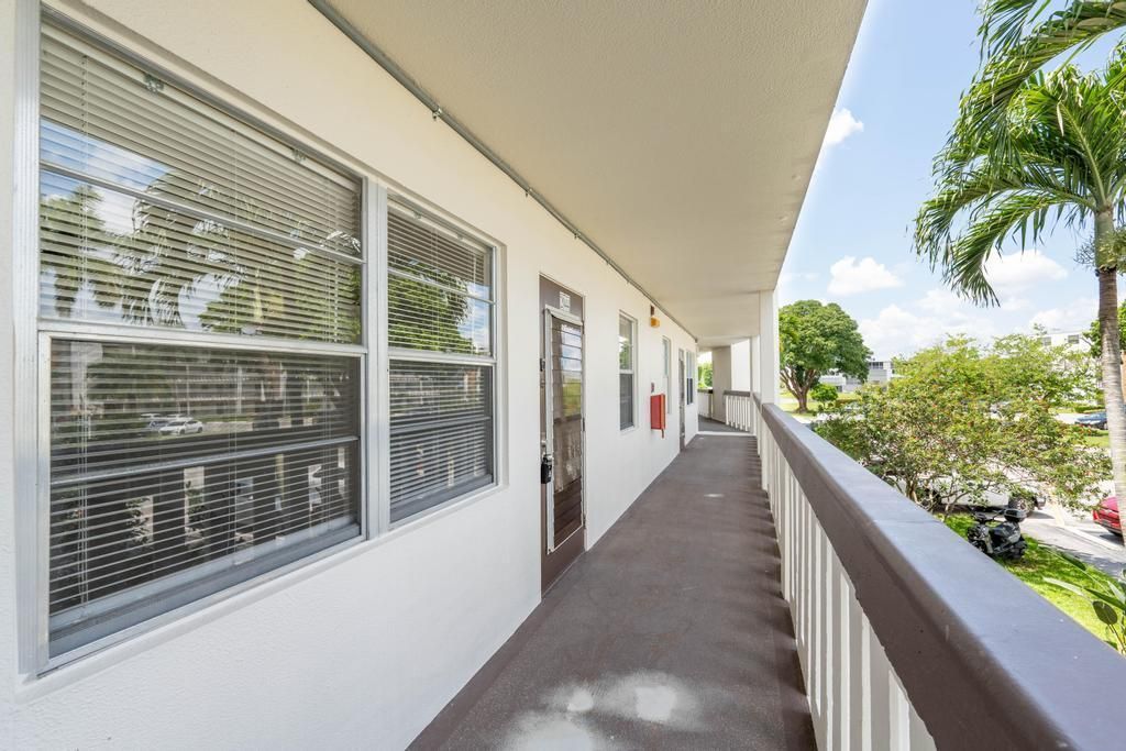 2044 Hythe C, Boca Raton, FL 33434 Photo