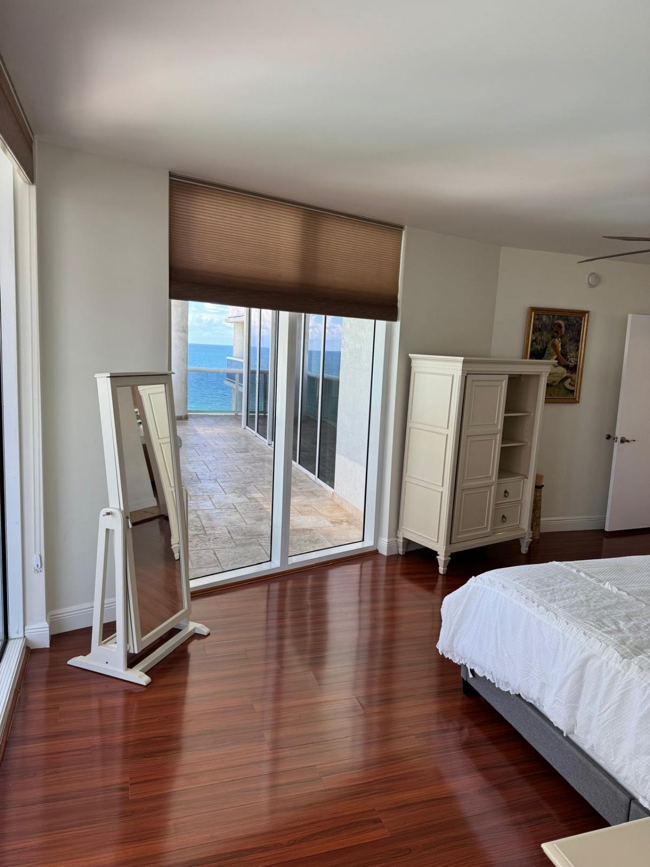 1800 S. Ocean Dr., Unit 1210, Hallandale Beach, FL 33009 Photo