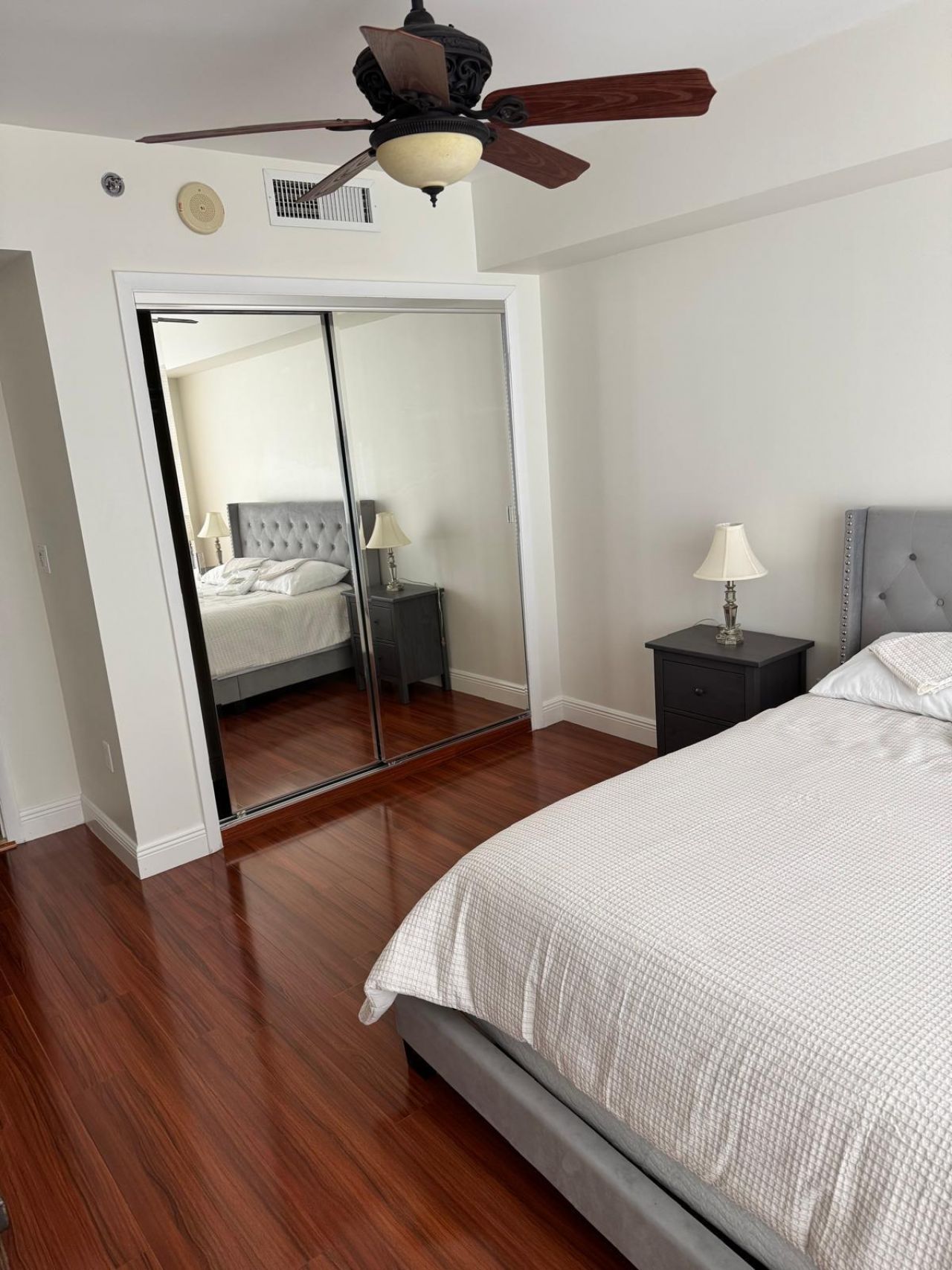 1800 S. Ocean Dr., Unit 1210, Hallandale Beach, FL 33009 Photo