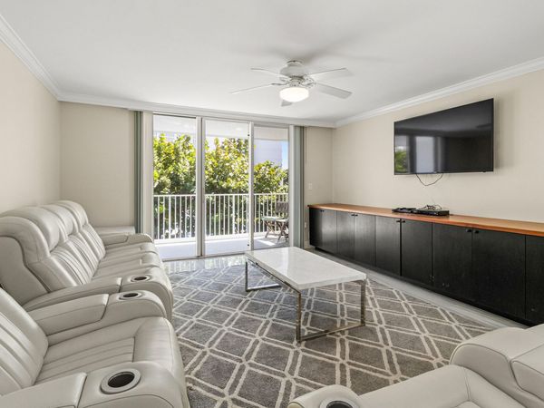 3580 S Ocean Boulevard, Unit 2a, South Palm Beach, FL 33480