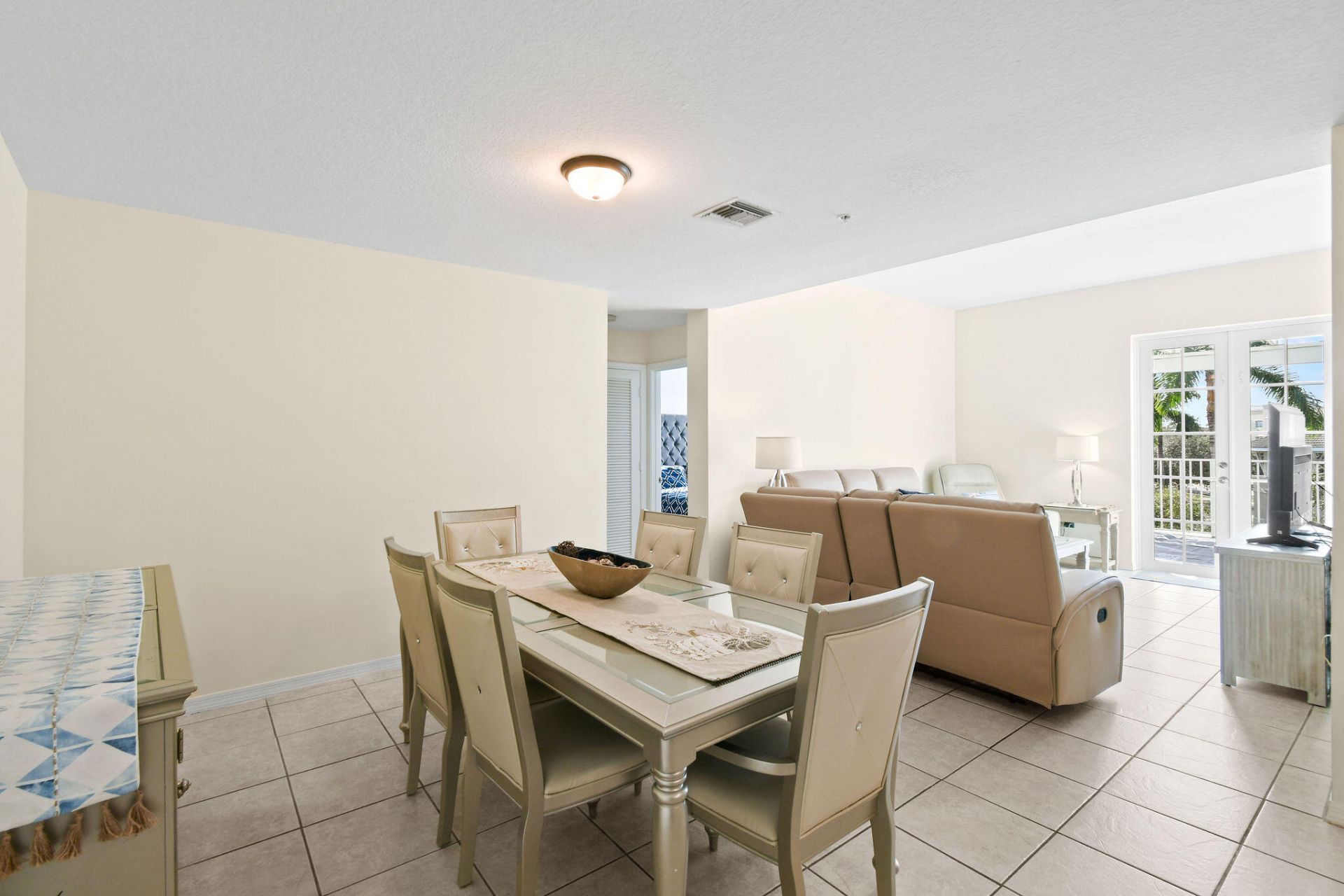 1200 Town Center Drive, Unit 326, Jupiter, FL 33458 Photo