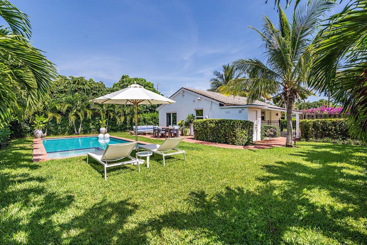 319 Hunter Street, West Palm Beach, FL 33405 Photo