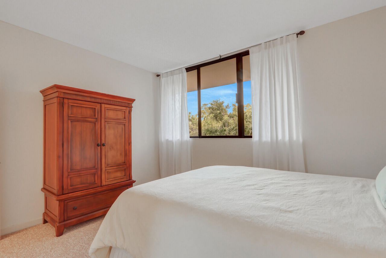 11370 Twelve Oaks Way, Unit 412, North Palm Beach, FL 33408 Photo