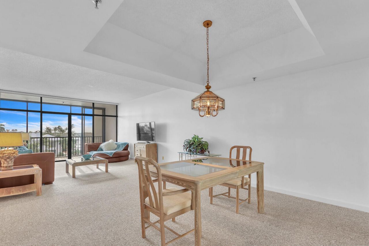 11370 Twelve Oaks Way, Unit 412, North Palm Beach, FL 33408 Photo