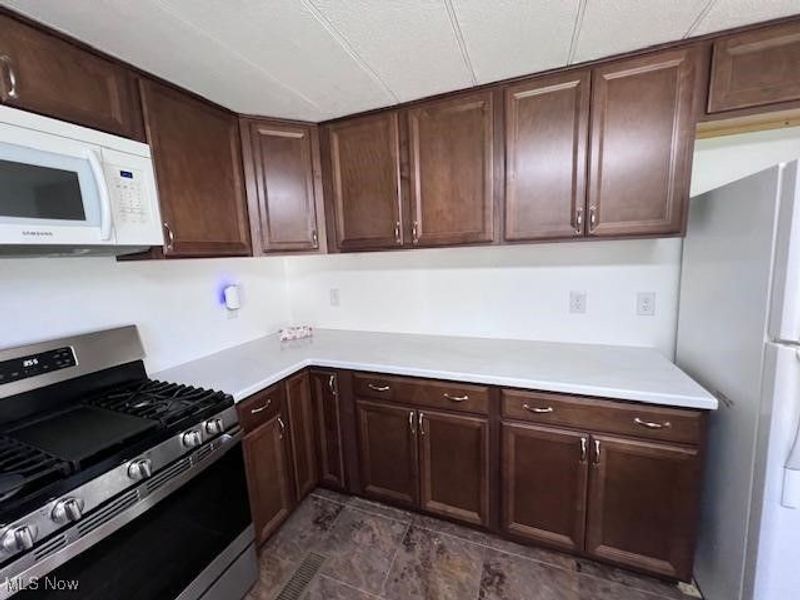 606 Pearl Street, Belmont, WV 26134 Photo 7