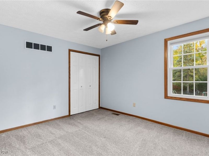 4930 Squire Drive, Sagamore Hills, OH 44067 Photo 25