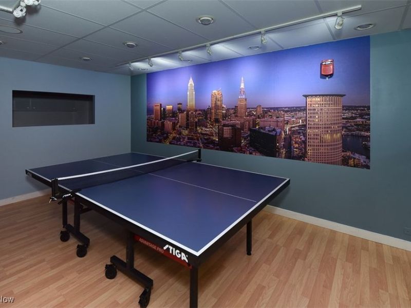 12700 Lake Avenue, Unit 1610, Lakewood, OH 44107 Photo 42