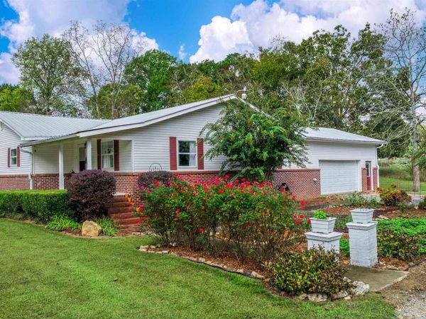 144 Moses Drive, Henagar, AL 35978