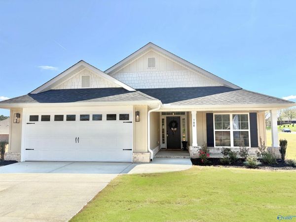 108 Ridgeland Trail, Huntsville, AL 35810