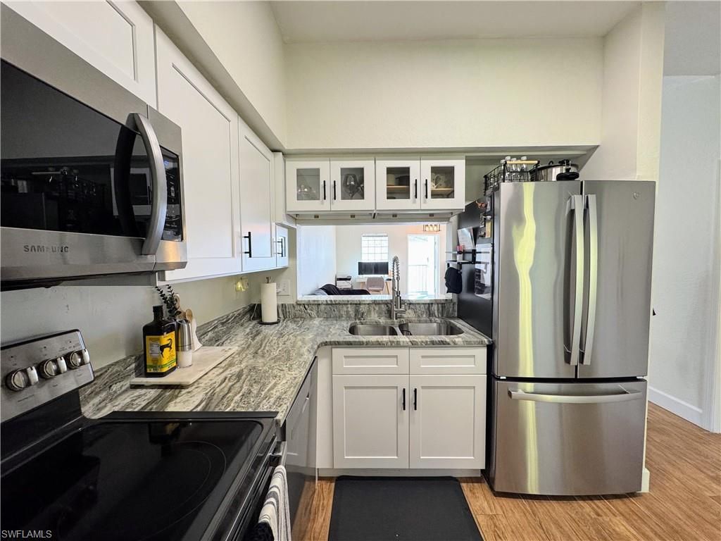 8423 Bernwood Cove Loop, Unit 410, Fort Myers, FL 33966 Photo