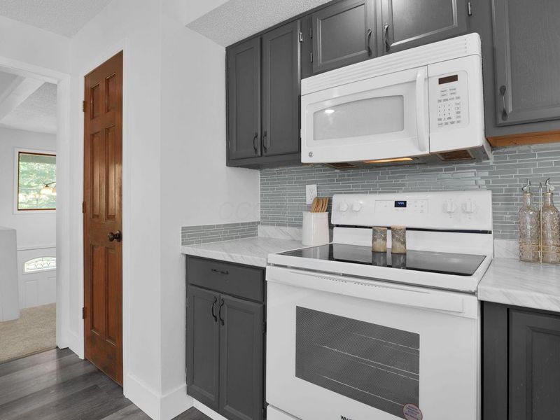 1490 Itawamba Trail, London, OH 43140 Photo 13