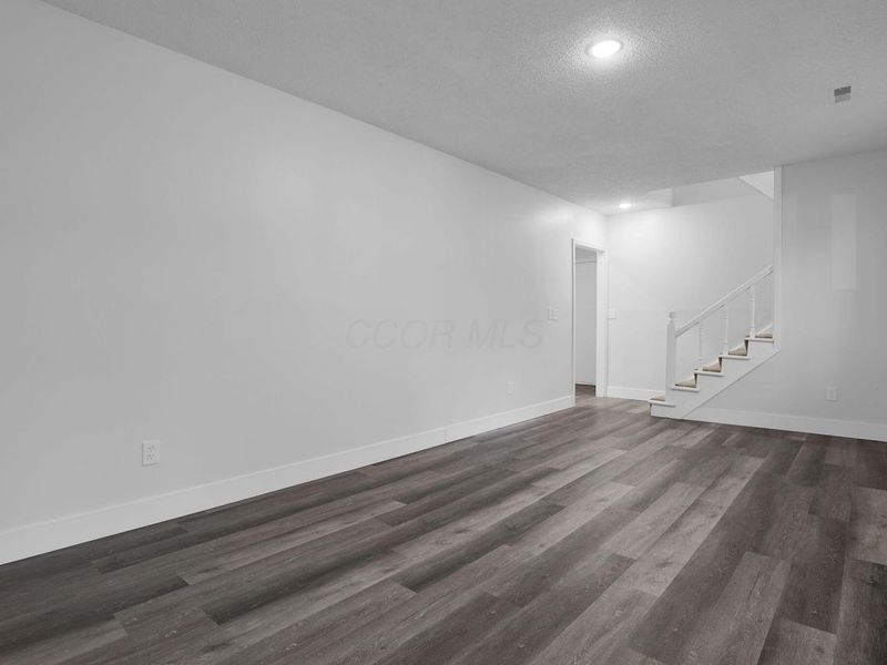 1490 Itawamba Trail, London, OH 43140 Photo 25