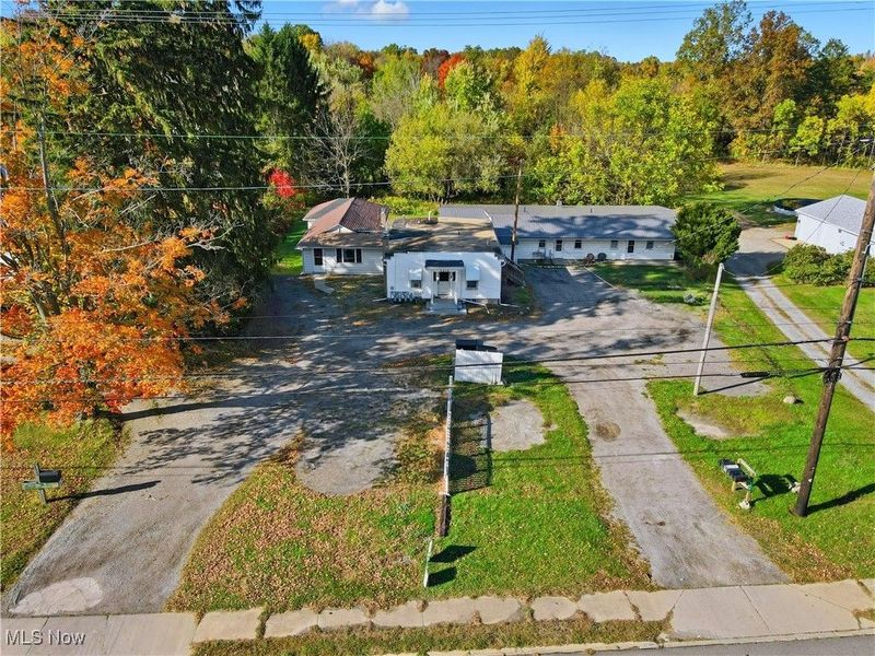 6215 North Avenue, Geneva, OH 44041 Photo 4